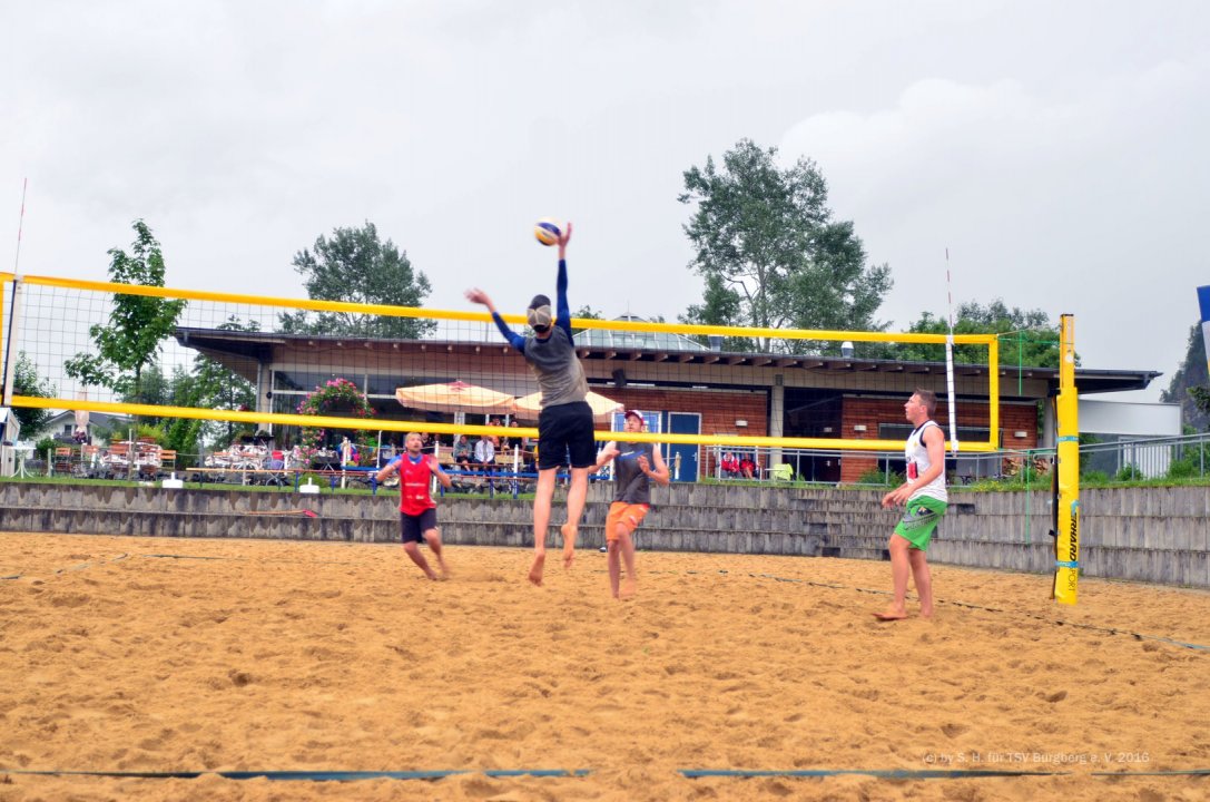 9. Castle Mountain Beachvolley Cup 2016