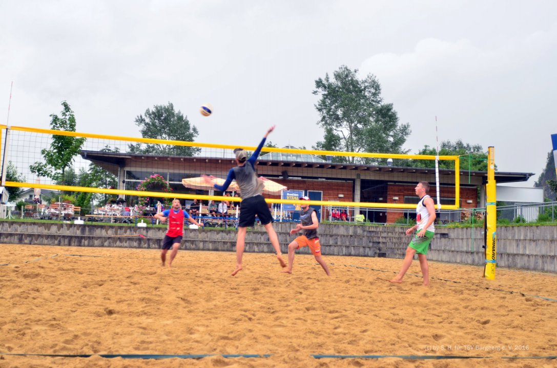 9. Castle Mountain Beachvolley Cup 2016